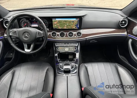 2017 Mercedes-Benz E 300 4Matic из США, поврежденный, VIN WDDZF4KBXHA016455